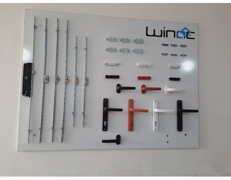 ارسال یراق آلات عمده و تکی پنجره دوجداره UPVC