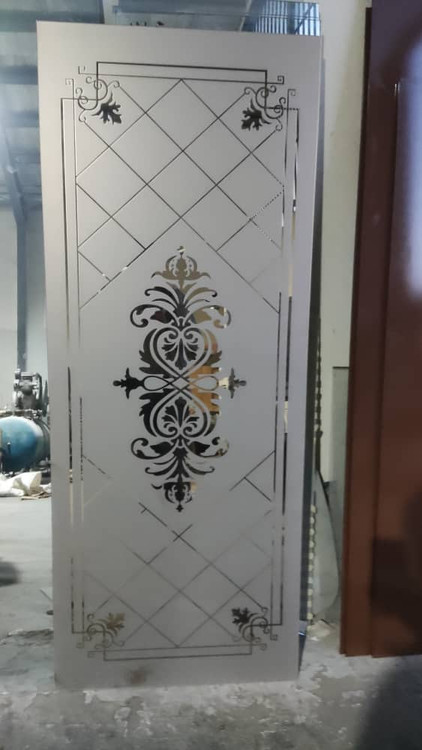 درب upvc با شیشه تزئینی